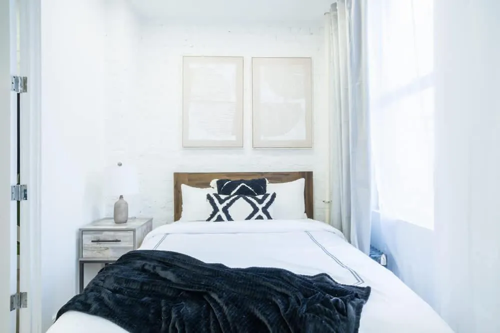 180-2 Brand New 2Br 1Bath East Village Nowy Jork 0*,